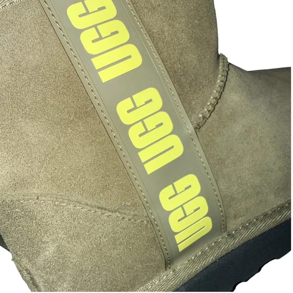 UGG Classic Mini Side Logo Ankle Boots Burnt Olive Shearling Lined Womens 8